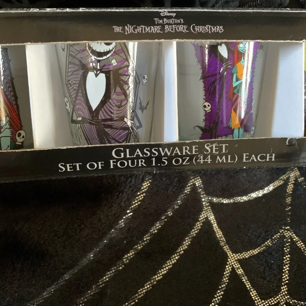 Nightmare Before Christmas Shot Glasses and String of Lights‎ Bundle